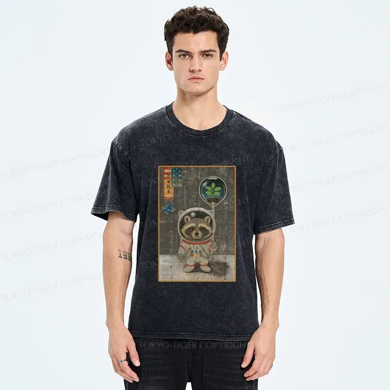 Tokyo-Tiger Astronaut Raccoon Washed T-Shirt