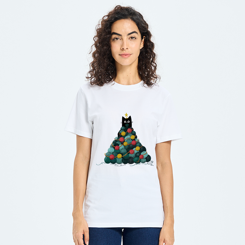 Tokyo-Tiger Yarn Christmas Tree Cat Classic T-Shirt
