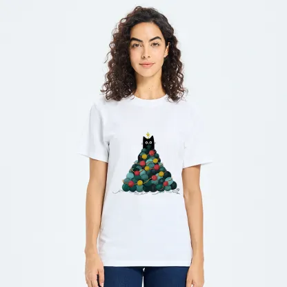 Tokyo-Tiger Yarn Christmas Tree Cat Classic T-Shirt