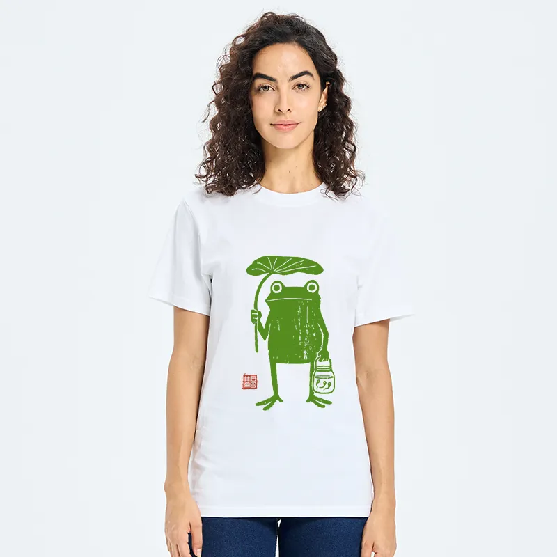 Tokyo-Tiger Frogs Taking Shelter From The Rain Classic T-Shirt