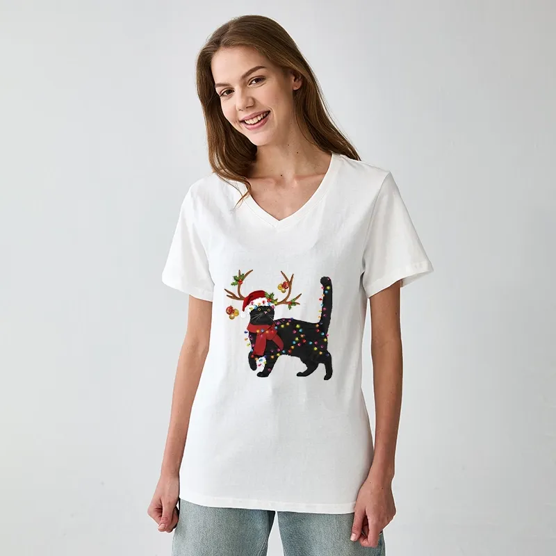 Tokyo-Tiger Christmas Black Cat V-Neck Classic T-Shirt