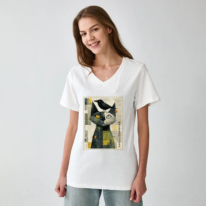 Tokyo-Tiger The Cat And The Crow Are Planning To Rule The World V-Neck Classic T-Shirt