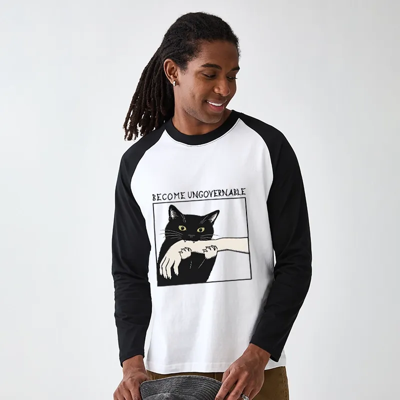 Tokyo-Tiger Black Cat Biting Raglan Long Sleeve T-shirt
