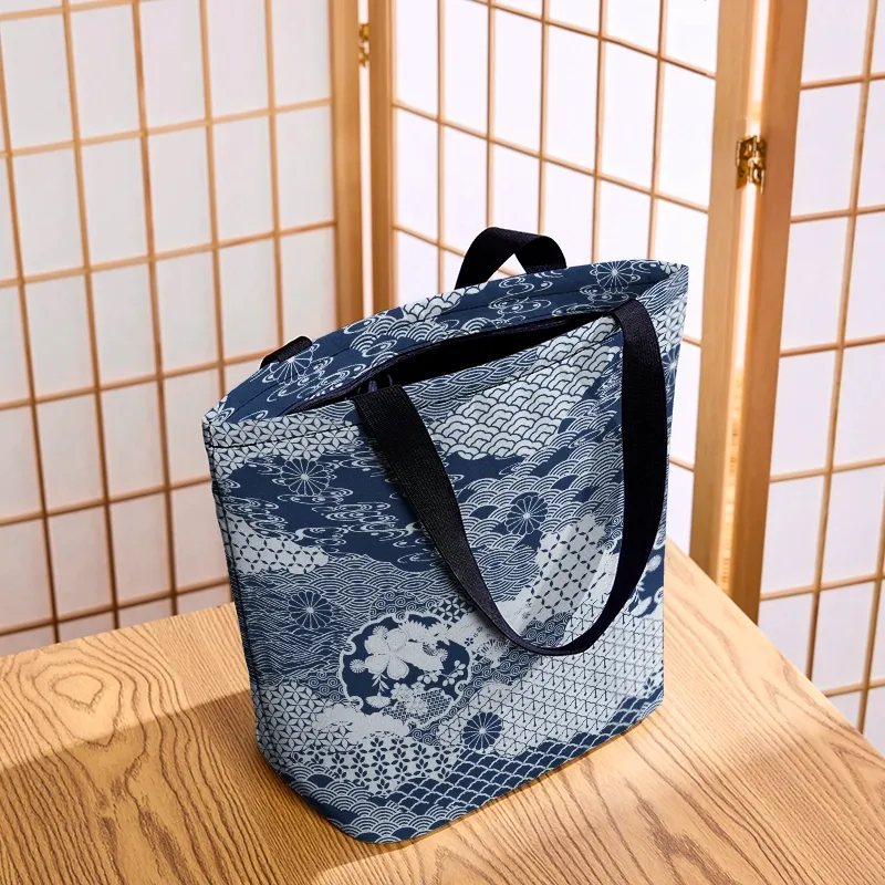 Tokyo-Tiger Elegant Floral Waves Zipper Tote Bag