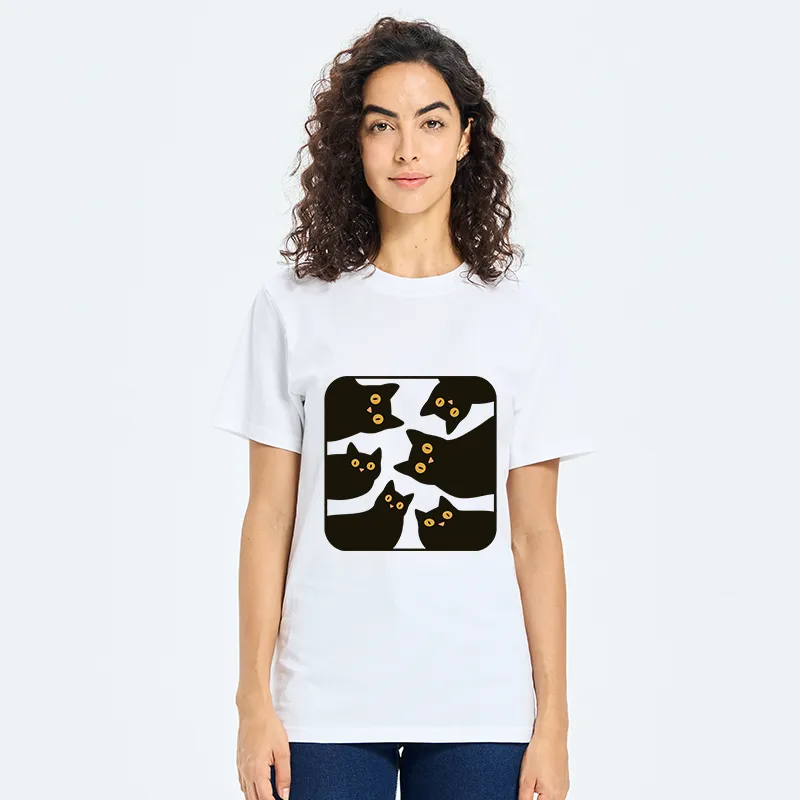 Tokyo-Tiger Cats Are Watching You Classic T-Shirt