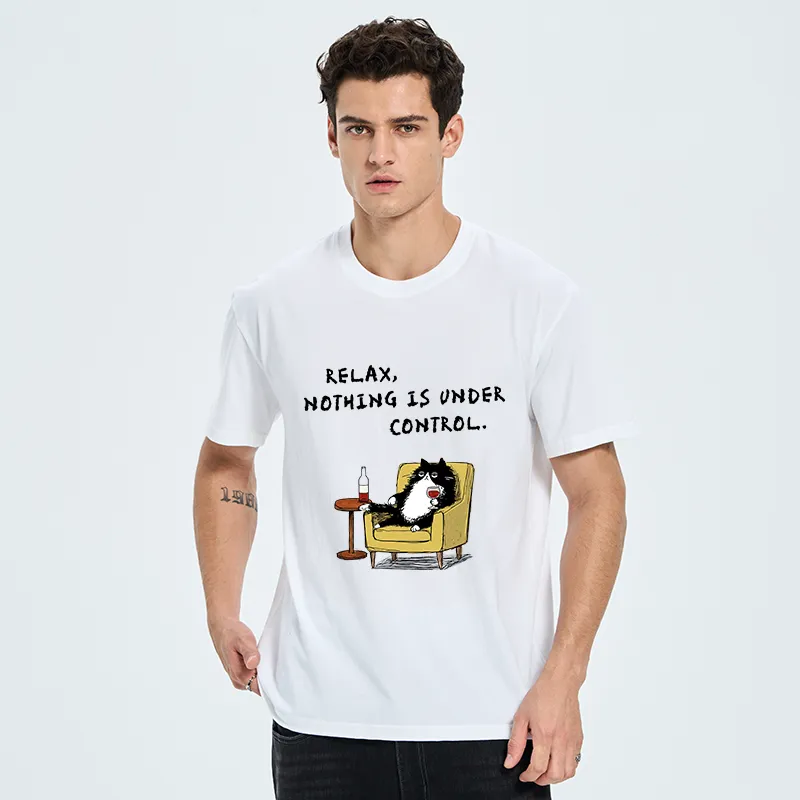 Tokyo-Tiger Unavailable Cat: Nothing Is Under Control Classic T-Shirt