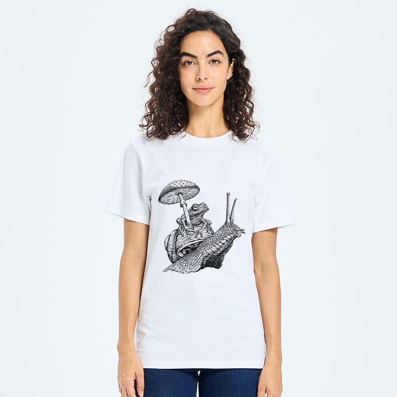 Tokyo-Tiger Snail Is Carrying A Frog On Its Back Classic T-Shirt