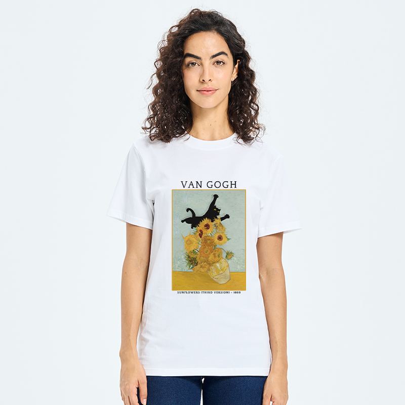 Tokyo-Tiger Cat Attacks Vase Classic T-Shirt