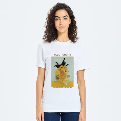 Tokyo-Tiger Cat Attacks Vase Classic T-Shirt