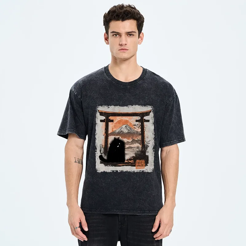 Tokyo-Tiger Mt. Fuji Guardian Cat Washed T-Shirt