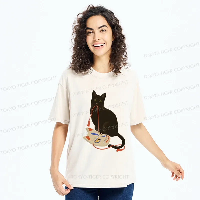 Tokyo-Tiger Cat Holding A Fox Mask Washed T-Shirt