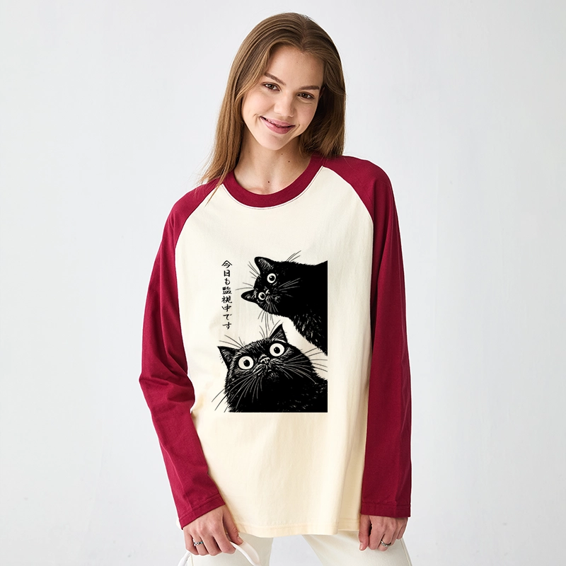 Tokyo-Tiger The Cat Is Watching Today Raglan Long Sleeve T-shirt