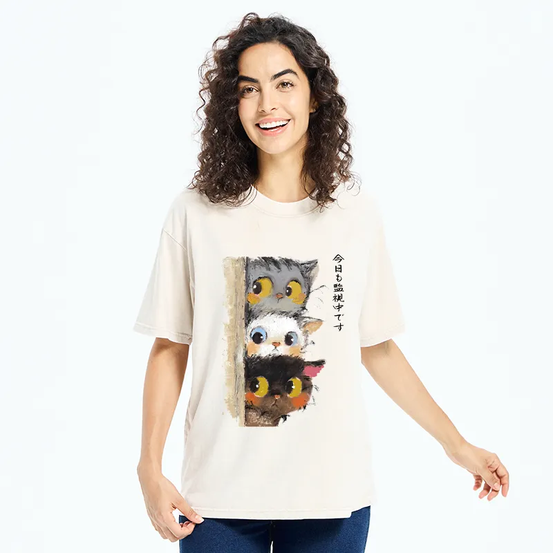 Tokyo-Tiger Three Cats Secretly Monitor Their Owner Washed T-Shirt