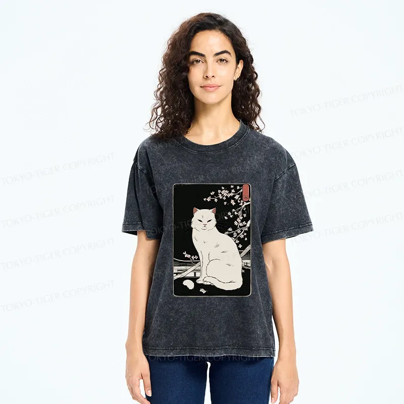 Tokyo-Tiger Cat Under The Sakura Washed T-Shirt