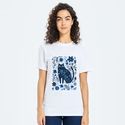 Tokyo-Tiger A Cat Among Flowers Classic T-Shirt
