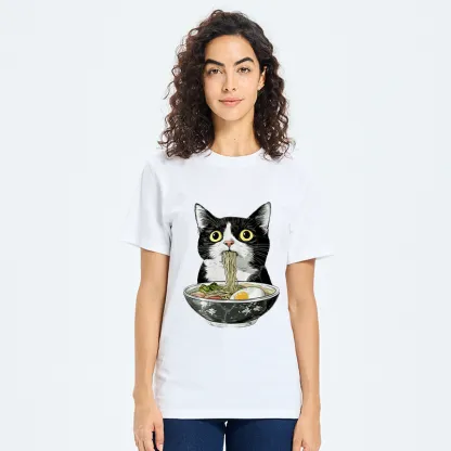 Tokyo-Tiger Cute Cat Eating Japan Ramen Classic T-Shirt