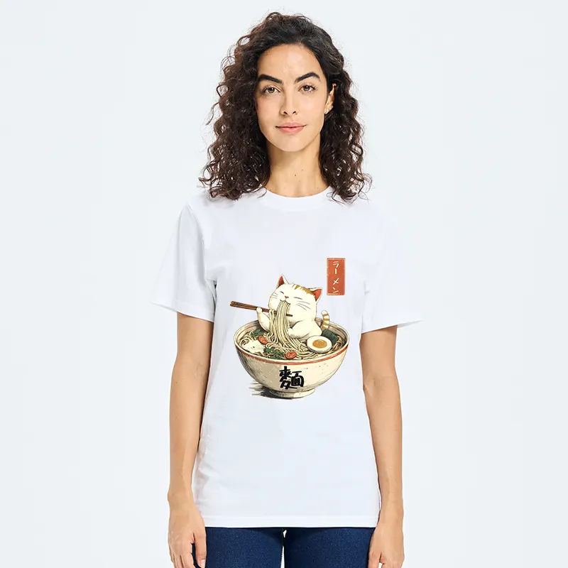Tokyo-Tiger White Cat Eating Ramen Japan Classic T-Shirt