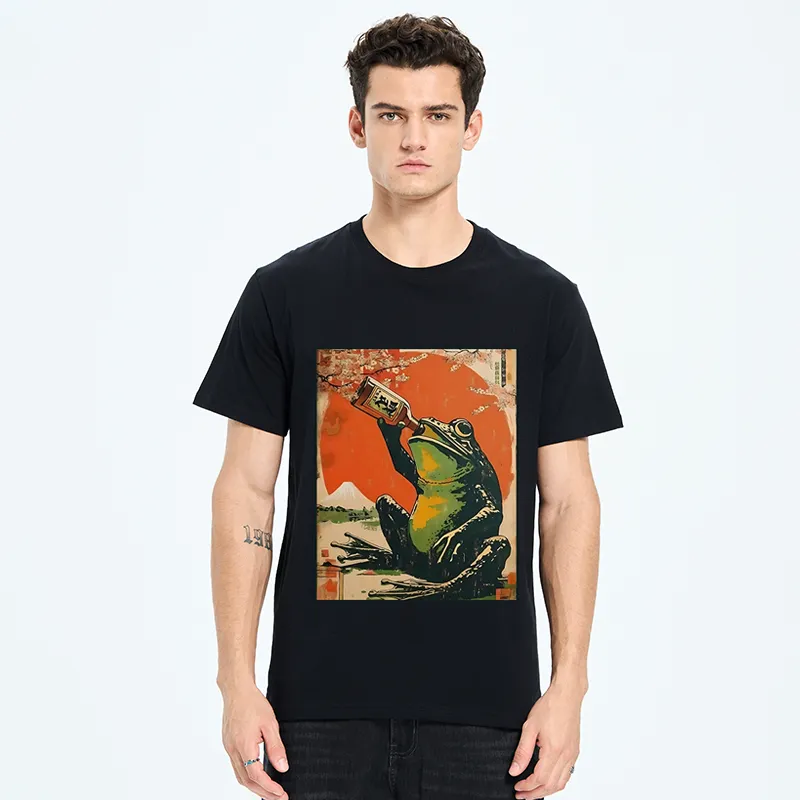 Tokyo-Tiger Frog Drinking Beer Classic T-Shirt