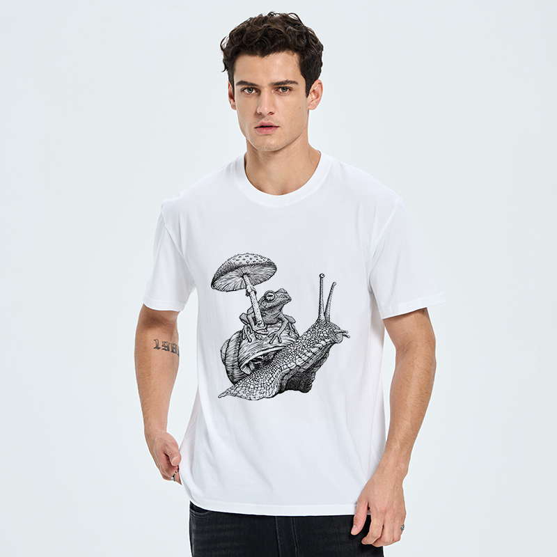 Tokyo-Tiger Snail Is Carrying A Frog On Its Back Classic T-Shirt