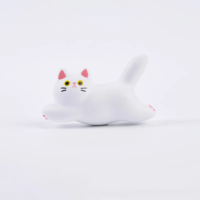 Tokyo-Tiger White Cat Fridge Magnet