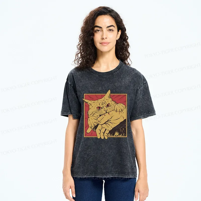 Tokyo-Tiger Retro Cat Biting Hand Washed T-Shirt