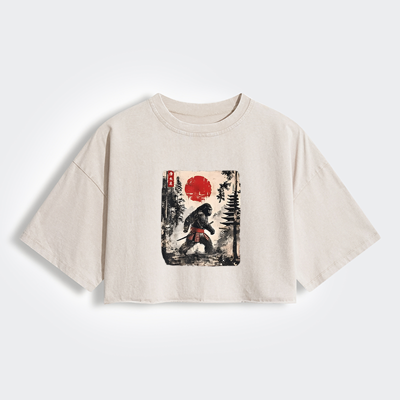 Tokyo-Tiger Japanese Samurai Bigfoot Women's Washed Crop T-Shirt