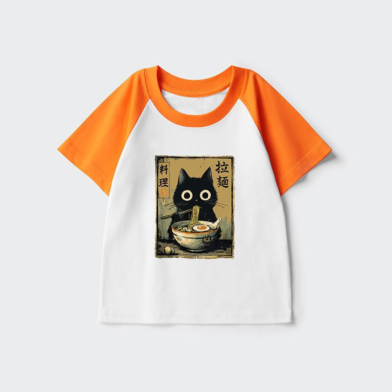 Tokyo-Tiger Cute Black Cat Eating Ramen Japan Kids Raglan T-shirt