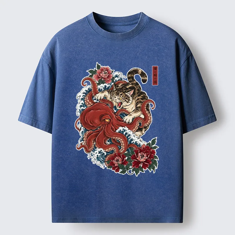 Tokyo-Tiger Ukiyo Style Cat Fighting Octopus Washed T-Shirt