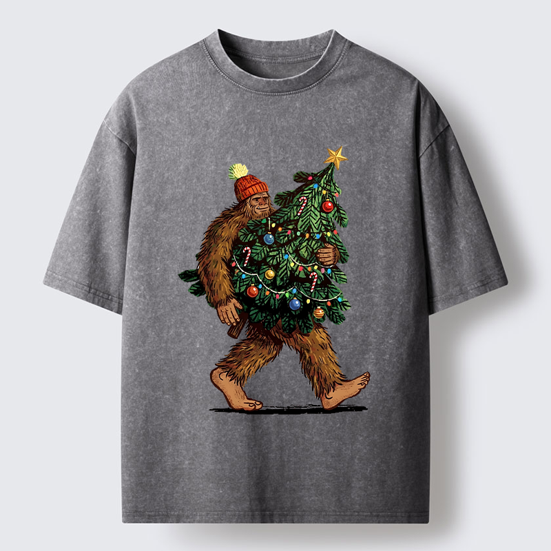 Tokyo-Tiger Monster Carrying Christmas Tree Washed T-Shirt