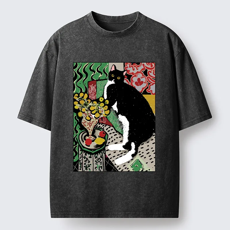 Tokyo-Tiger Elegant Tuxedo Cat Washed T-Shirt
