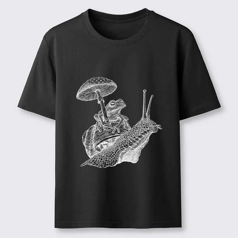 Tokyo-Tiger Snail Is Carrying A Frog On Its Back Classic T-Shirt