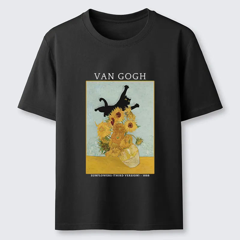 Tokyo-Tiger Cat Attacks Vase Classic T-Shirt