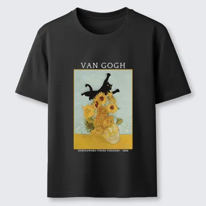 Tokyo-Tiger Cat Attacks Vase Classic T-Shirt