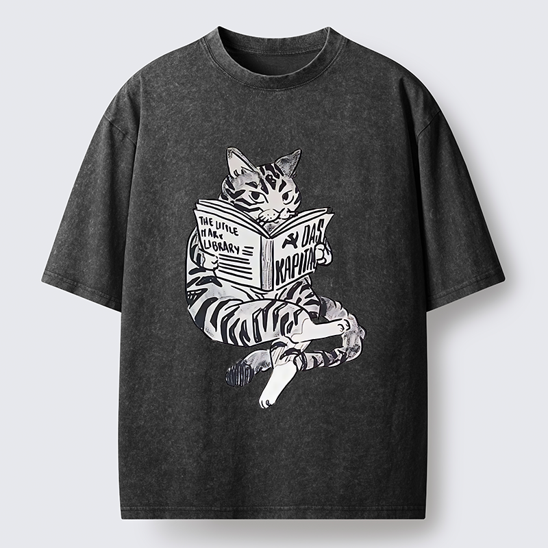 Tokyo-Tiger Cat Reading Books Washed T-Shirt