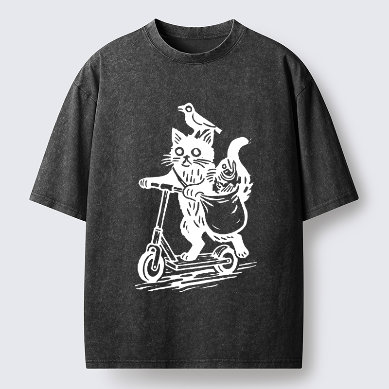 Tokyo-Tiger Cat Skateboarding Washed T-Shirt