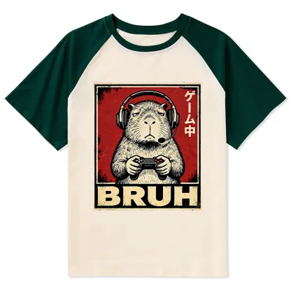 Tokyo-Tiger Funny Capybara Playing Games Raglan T-shirt