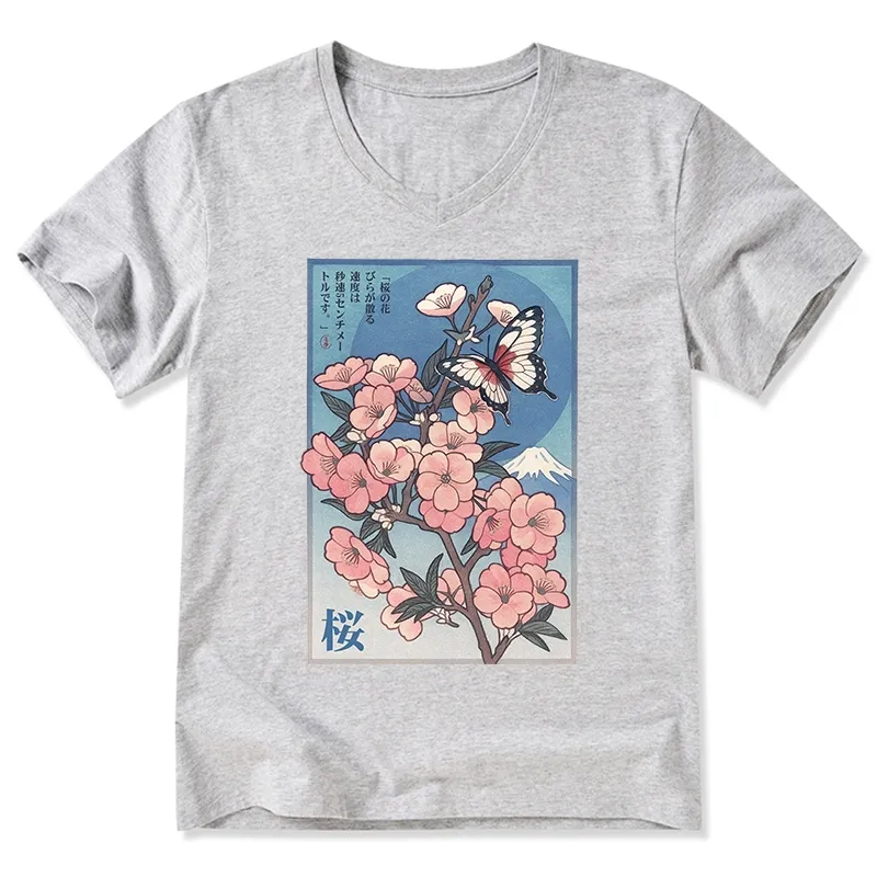 Tokyo-Tiger Ukiyoe Japanese Cherry blossoms Poster V-Neck Classic T-Shirt