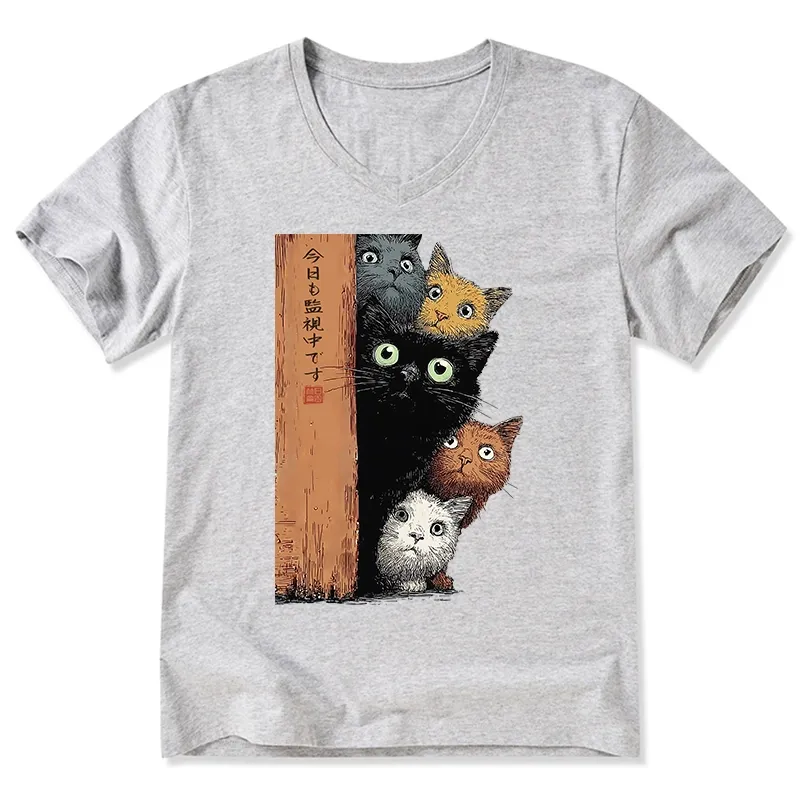 Tokyo-Tiger Five Cats Are Watching You V-Neck Classic T-Shirt