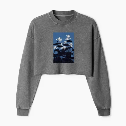Tokyo-Tiger Blue Lotus Japanese Art Washed Crop Sweatshirt