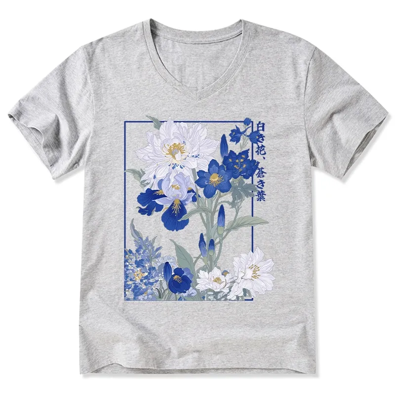 Tokyo-Tiger Blossoms Of The Firmament V-Neck Classic T-Shirt