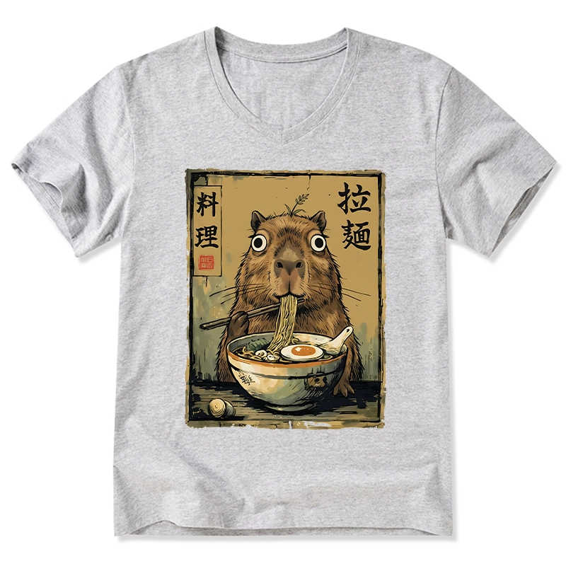 Tokyo-Tiger Cute Capybara Eating Ramen V-Neck Classic T-Shirt