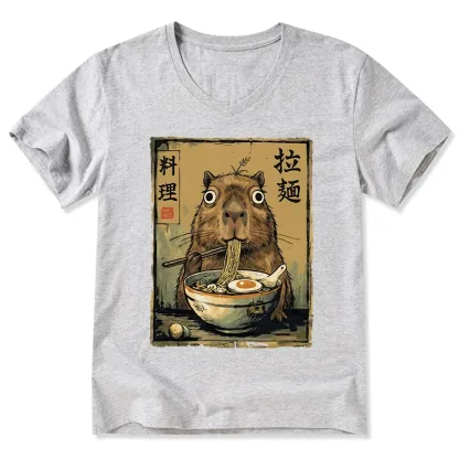 Tokyo-Tiger Cute Capybara Eating Ramen V-Neck Classic T-Shirt