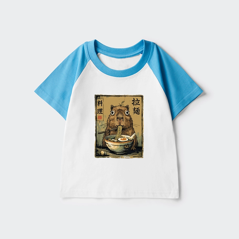 Tokyo-Tiger Cute Capybara Eating Ramen Kids Raglan T-shirt