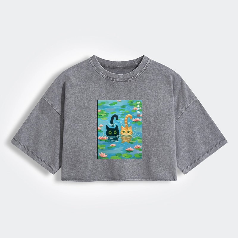Tokyo-Tiger Cats In The Lotus Pond Women's Washed Crop T-Shirt