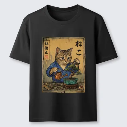Tokyo-Tiger Cat Mastering Bonsai Art Classic T-Shirt