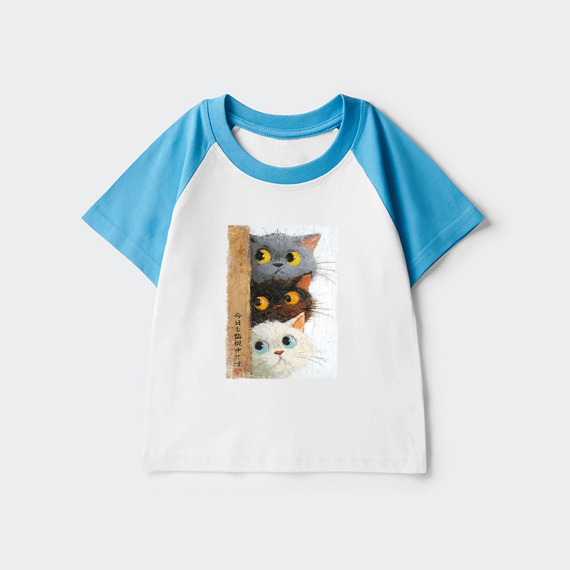Tokyo-Tiger Three Cute Cats Watch You Kids Raglan T-shirt