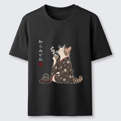 Tokyo-Tiger Zen Cat Drinking Tea In A Kimono Classic T-Shirt