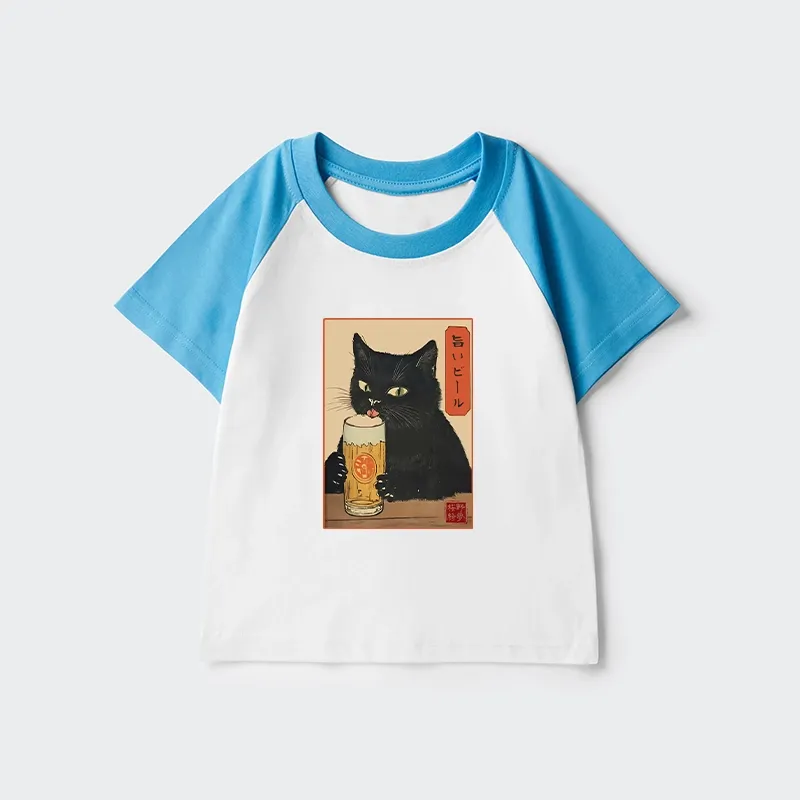 Tokyo-Tiger Cat Holding A Glass Of Beer Kids Raglan T-shirt