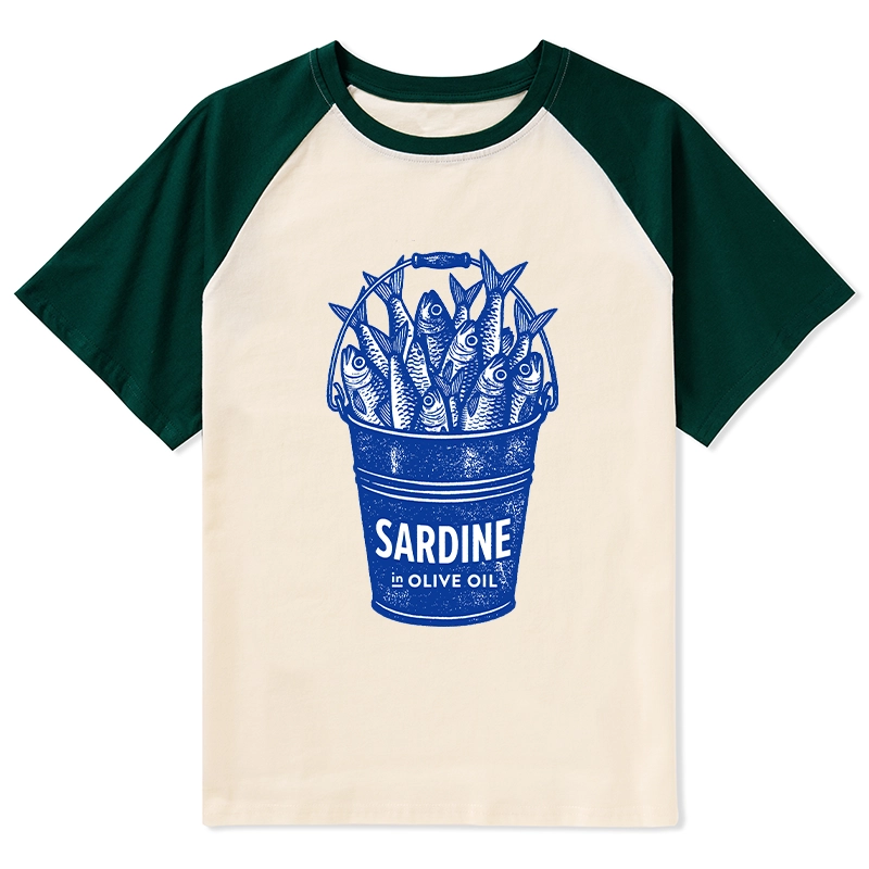 Tokyo-Tiger Vintage Bucket Full Of Fresh Sardines Raglan T-shirt