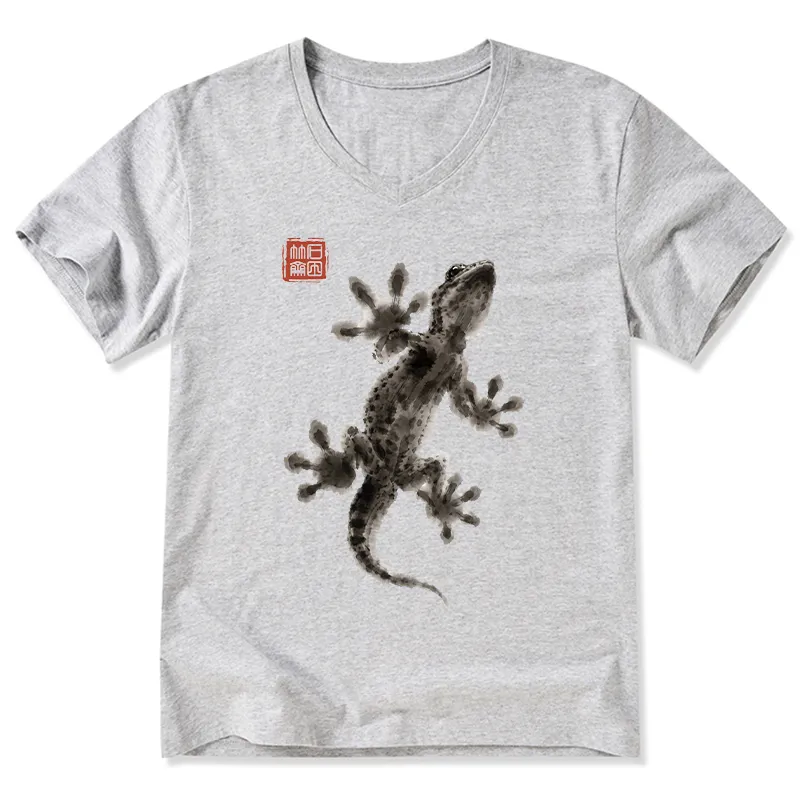 Tokyo-Tiger Minimal Asian Ink Brush Gecko Vibe V-Neck Classic T-Shirt Sale